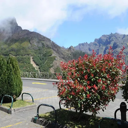 Valley View Encumeada Hotel Serra de Agua