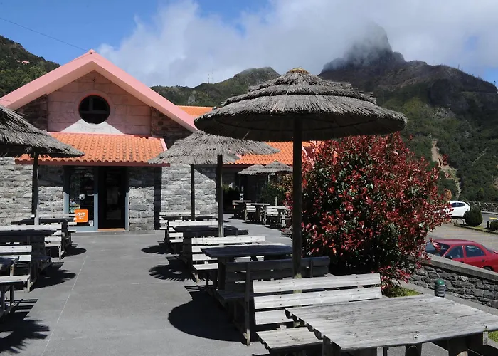 Valley View Encumeada Hotel